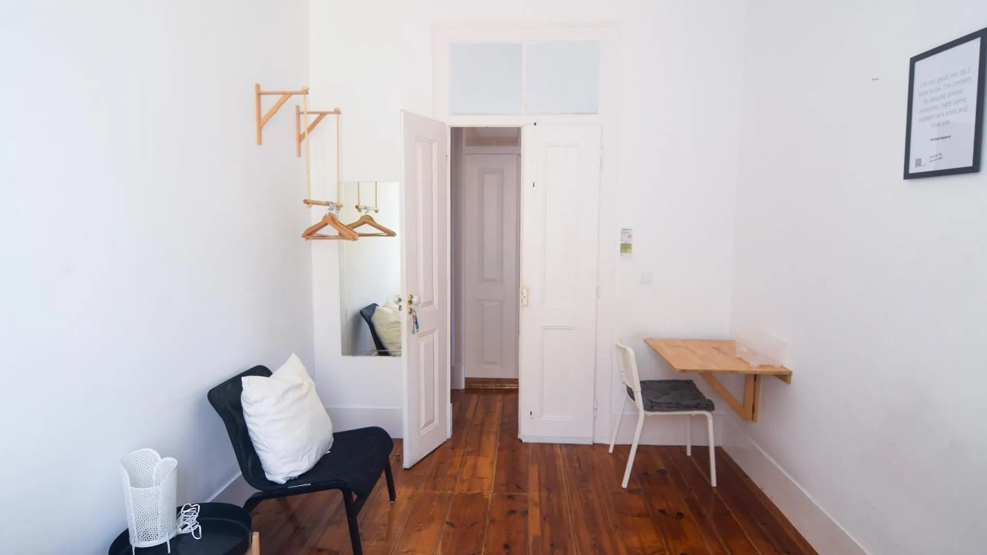 Embassy Arriaga Private Elegance Rooms In Stylish Shared Apartment Lisboa Portugal