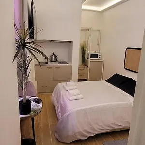 Tiny Rosa - Bairro Alto Lisbona
