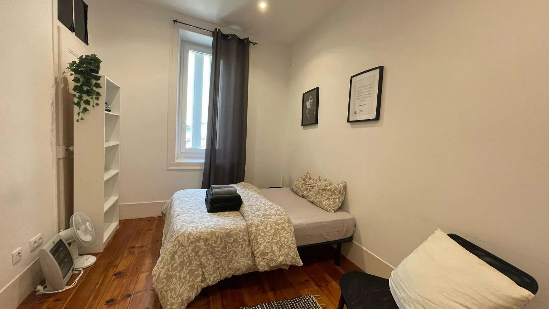 Embassy Arriaga Private Elegance Rooms In Stylish Shared Apartment Lisbon Guest house