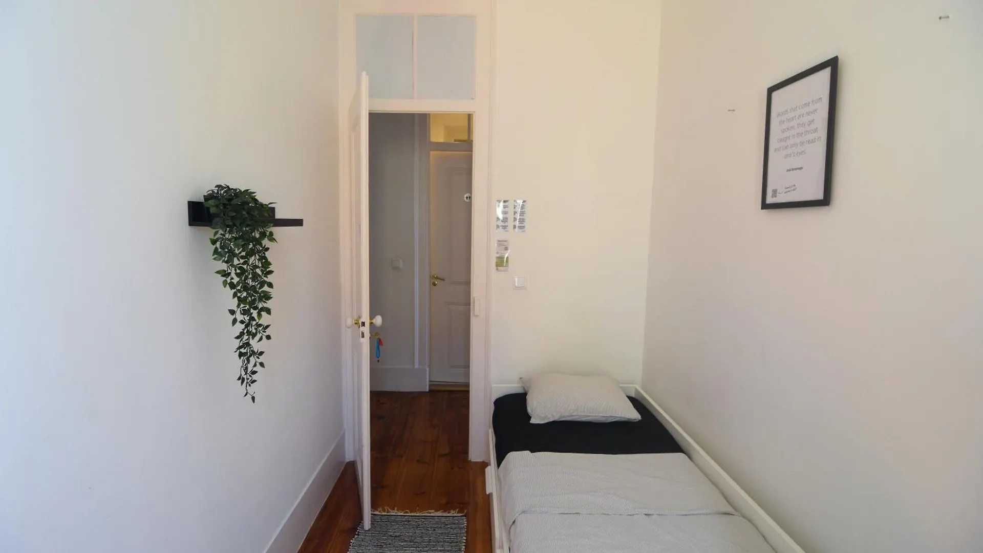 Embassy Arriaga Private Elegance Rooms In Stylish Shared Apartment Lisbon Guest house